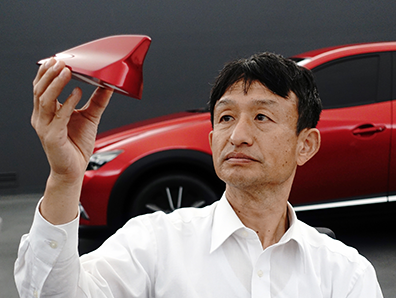 Illustration for article titled Why Cars Don't Have Those Long Antennas Anymore